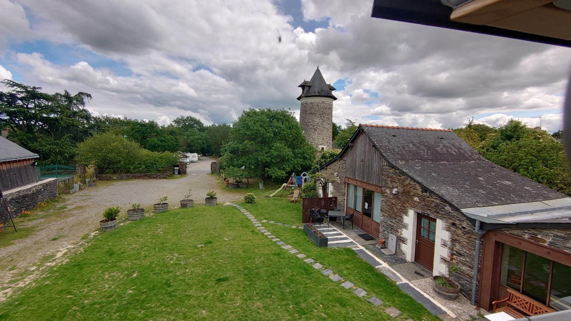 Les Chambres Du Meunier Juigne-sur-Loire Exterior foto